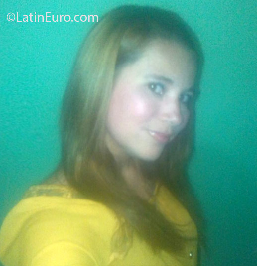 Date this funny Honduras girl Ismie from Choloma HN2043