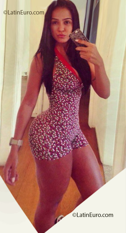 Date this tall Dominican Republic girl Martha from Santiago DO25210