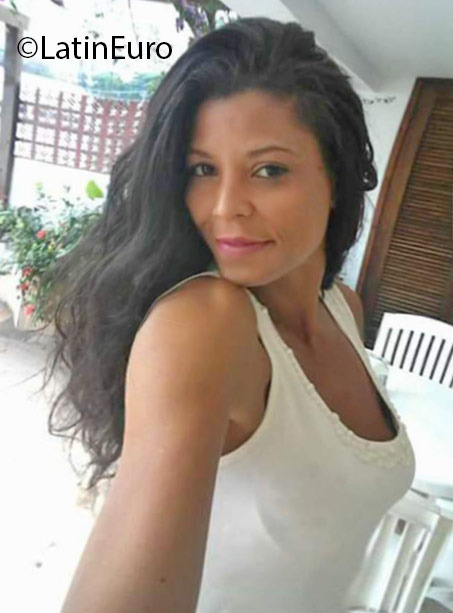 Date this exotic Brazil girl Beatriz from Rio De Janeiro BR9624