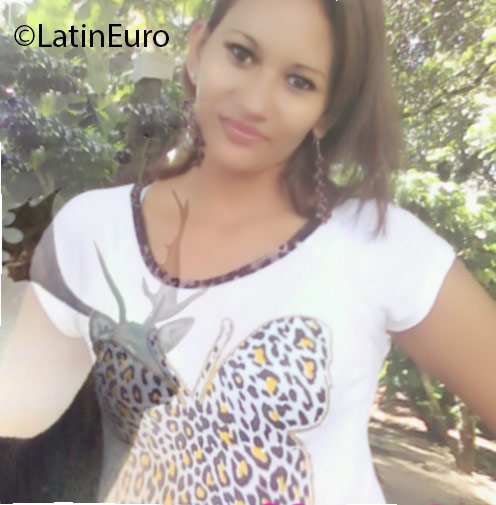 Date this sensual Honduras girl Iza from Tegucigalpa HN2083