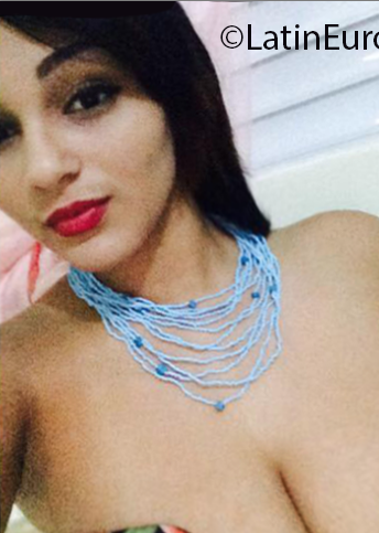Date this delightful Dominican Republic girl Indira from Santo Domingo DO25350