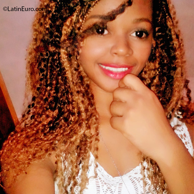 Date this athletic Honduras girl Kimberly from El progreso HN2105