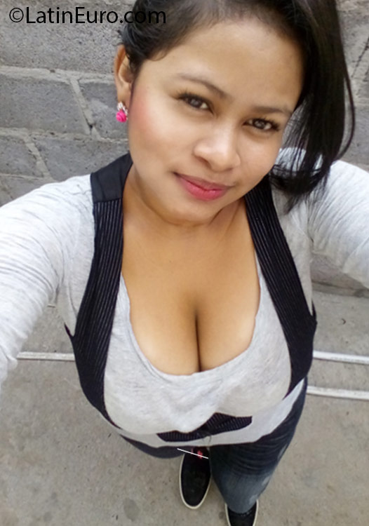 Date this tall Honduras girl Bredin from San Lorenzo HN2120