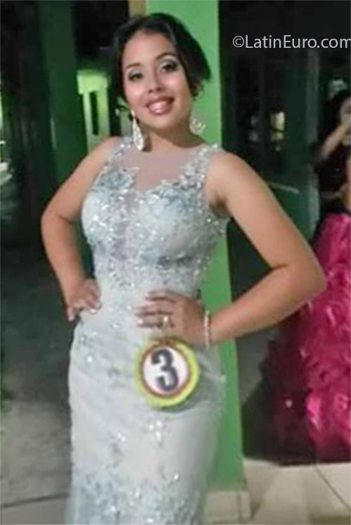 Date this charming Honduras girl Zieda from El Paraiso HN2130