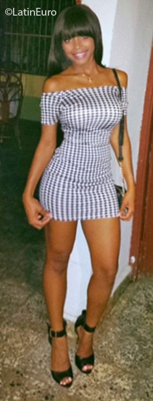 Date this pretty Dominican Republic girl Rocio from San Pedro de Macoris DO25554