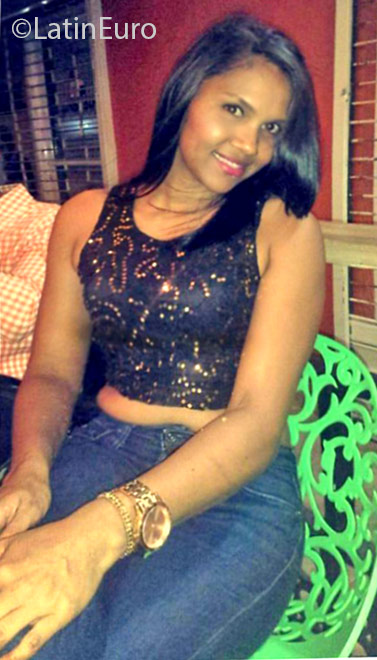 Date this hot Dominican Republic girl Katy from San Francisco De Macoris DO25792