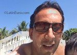 cute United States man Luis from Miami US17381