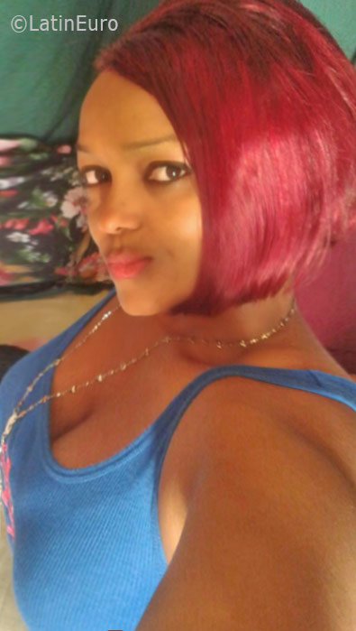 Date this voluptuous Dominican Republic girl Sonia from Santo Domingo DO25898