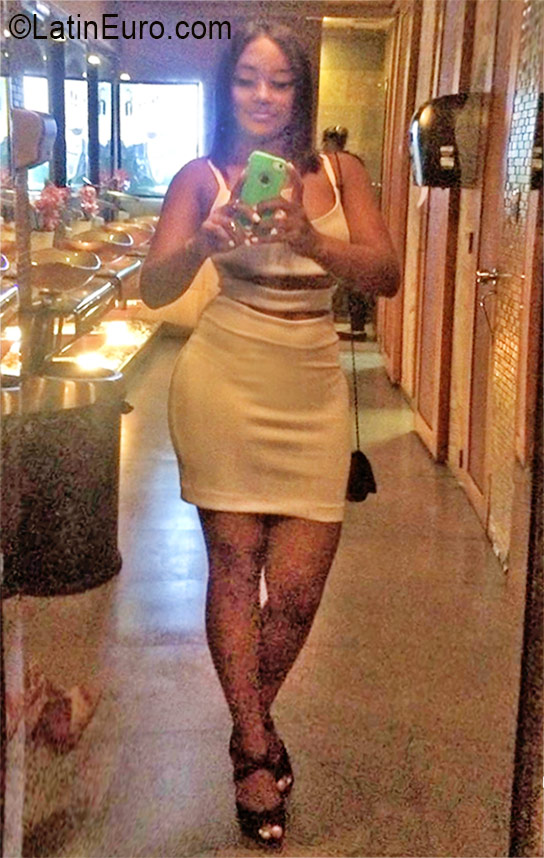 Date this beautiful Dominican Republic girl Virgie from Santiago DO26235