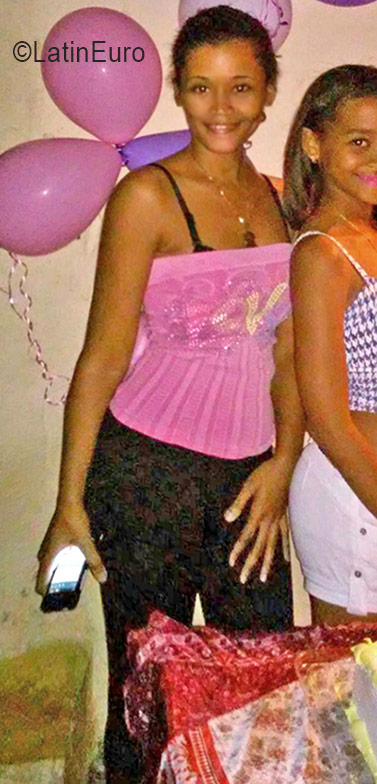 Date this voluptuous Dominican Republic girl Masciel from Santo Domingo DO26388