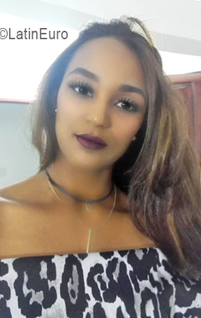 Date this young Dominican Republic girl Carina Sosa from Puerto Plata DO26537