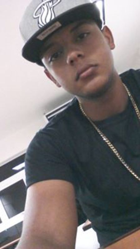 Date this hard body Dominican Republic man Carlos from La Romana DO26745