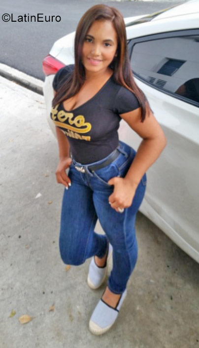 Date this gorgeous Dominican Republic girl Odelen from Santiago DO26846