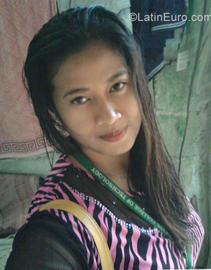 Date this funny Philippines girl Rita from Surigao City PH939