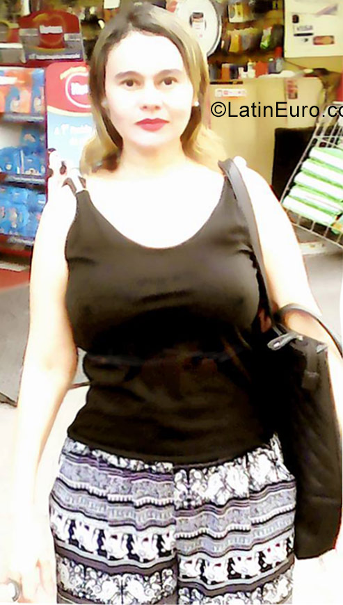 Date this passionate Brazil girl Mary from Fortaleza BR9839