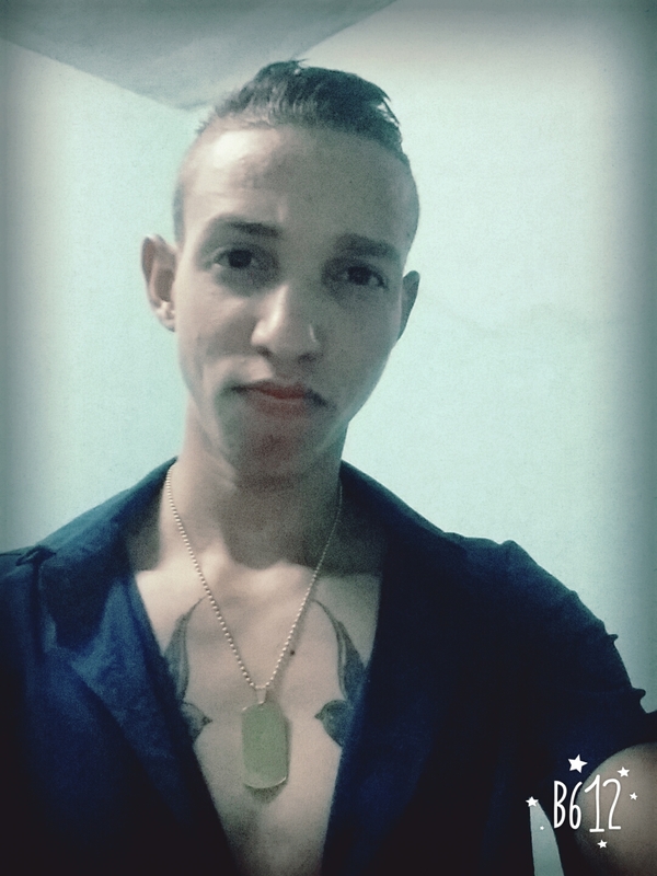 Date this happy Cuba man Veder de Jesús from Bayamo CU78