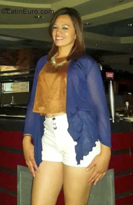 Date this gorgeous Honduras girl Malena from San Pedro Sula HN2306