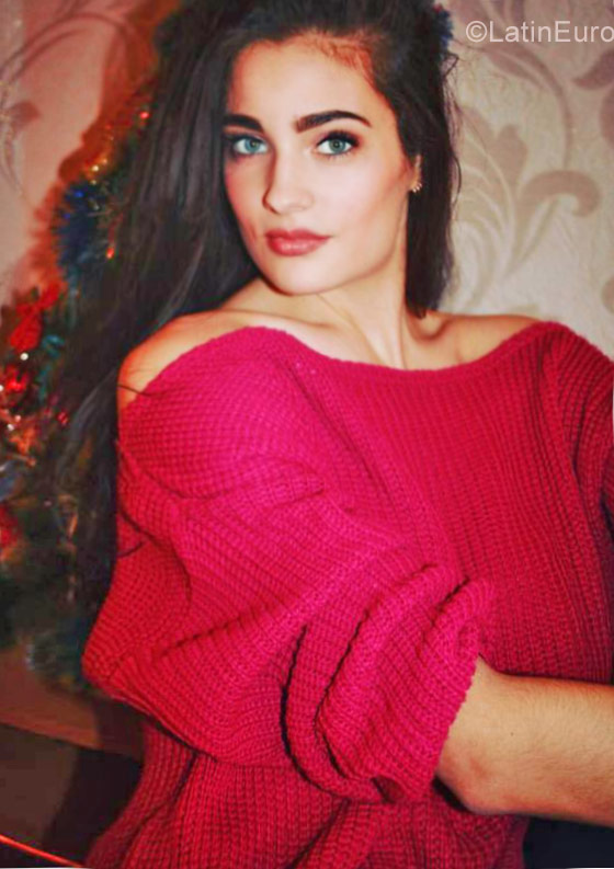 Date this good-looking Ukraine girl Olgasweetbibi from Kirovograd UA60