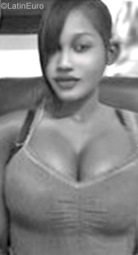 Date this exotic Dominican Republic girl Jenny from Puerto Plata DO27525
