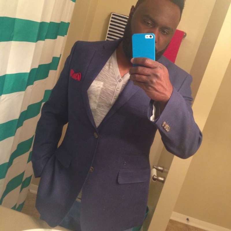 Date this stunning United States man PJ from Birmingham US17957