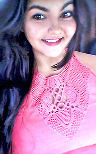 Date this happy Brazil girl Barbara from Gurupi BR9942