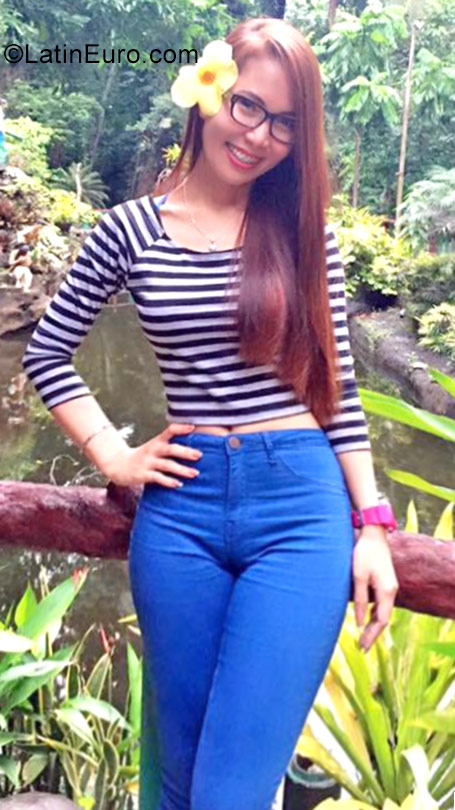 Date this exotic Philippines girl Lei from Manila/ Dhahran, Saudi Arabia PH953