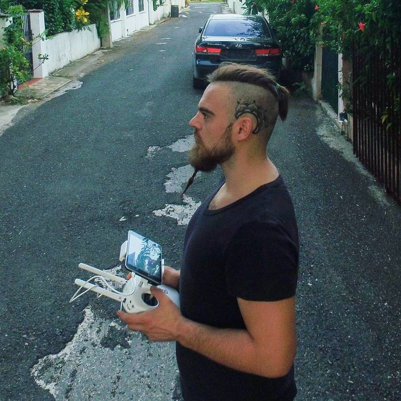 Date this good-looking Yugoslavia man Dragon87 from Bavaro YU19