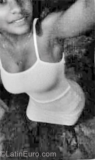 Date this delightful Dominican Republic girl Arlenny from Santiago DO28257