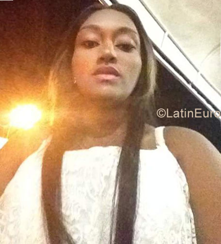 Date this young Dominican Republic girl Yordania from Santo Domingo DO28667