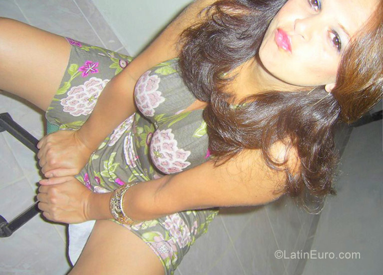 Date this athletic Brazil girl Adriana from Joao Pessoa BR10034