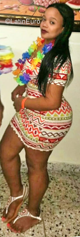 Date this pretty Dominican Republic girl Albita from Santo Domingo DO28694