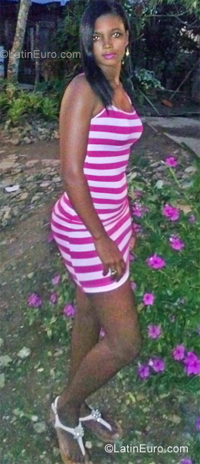 Date this georgeous Dominican Republic girl Katerine from Santo Domingo DO28844