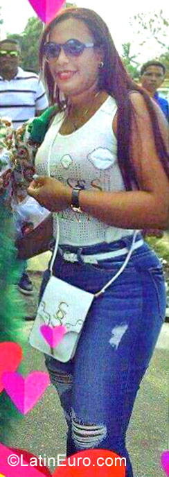 Date this pretty Dominican Republic girl Alexandra from Santo Domingo DO28882