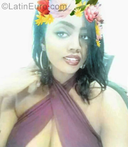 Date this gorgeous Dominican Republic girl Andreina from Hato de Mayor DO28943