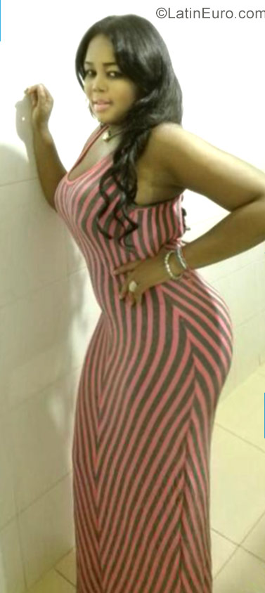 Date this lovely Dominican Republic girl Elena from Santiago DO40313