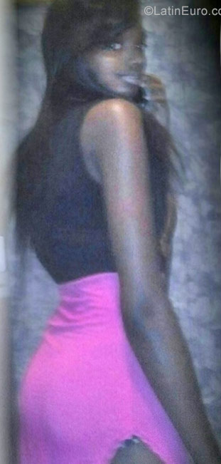 Date this nice looking Jamaica girl Vanessa from Kingston JM2641