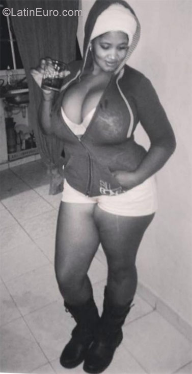 Date this beautiful Dominican Republic girl Ana from Santo Domingo DO29383