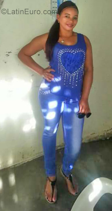 Date this young Dominican Republic girl Katherine from Santo Domingo DO29404