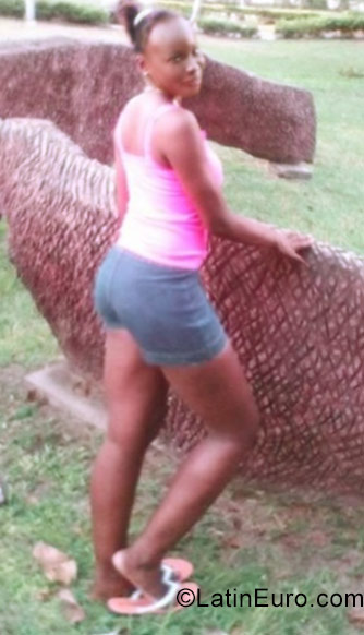 Date this cute Jamaica girl Serena from Kingston JM2481