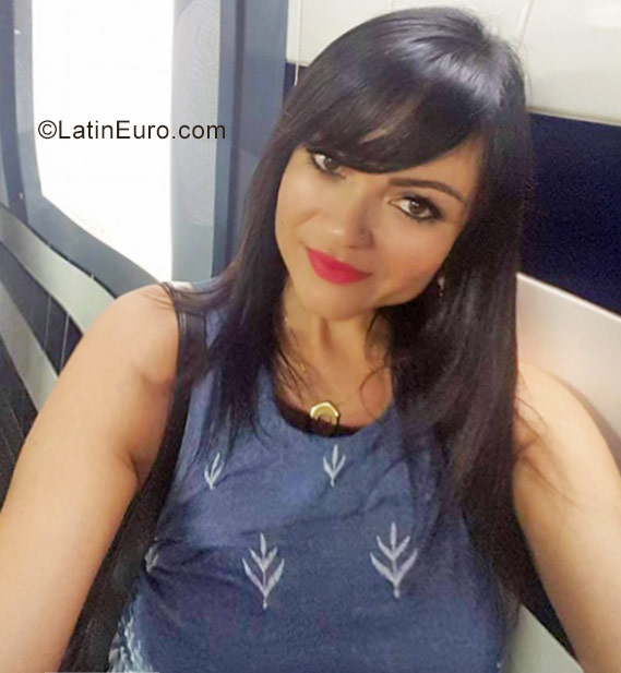 Date this delightful Portugal girl Sabrina from Lisbon PT80