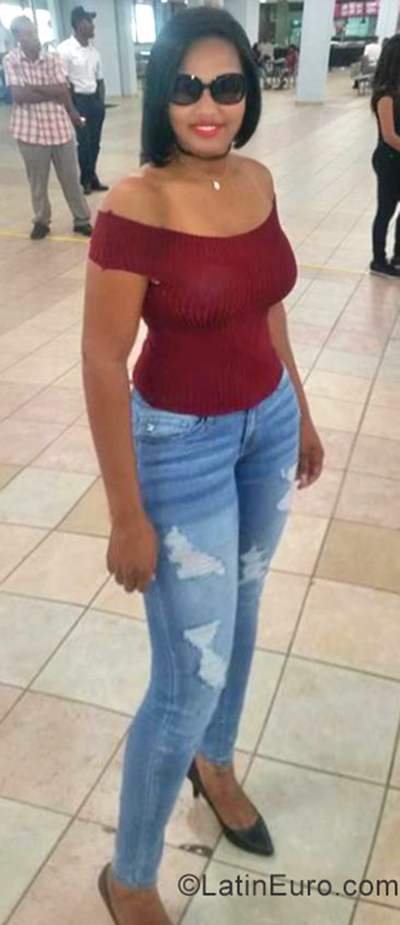 Date this funny Dominican Republic girl ROSA MARIA from Santo Domino DO29707