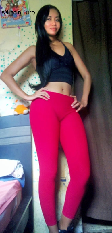 Date this lovely Colombia girl Vanessa from Barranquilla CO30916