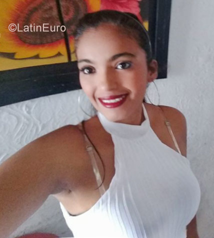 Date this passionate Colombia girl Lili from Barranquilla CO22092