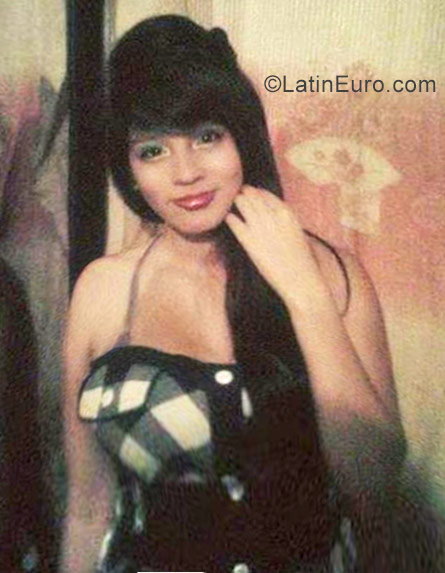 Date this passionate Colombia girl Laura from Medellin CO22158