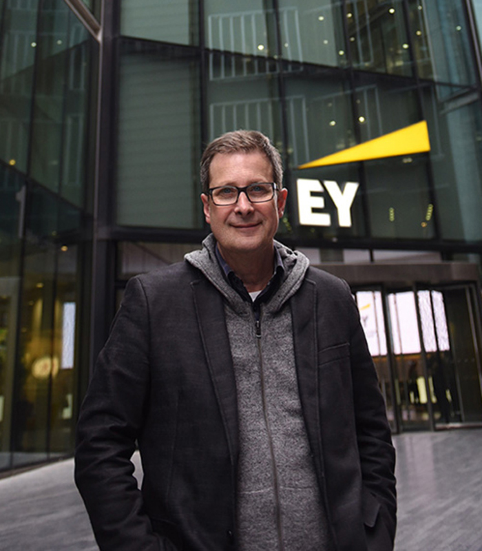 Date this hard body Canada man Andereo from Montreal CA761