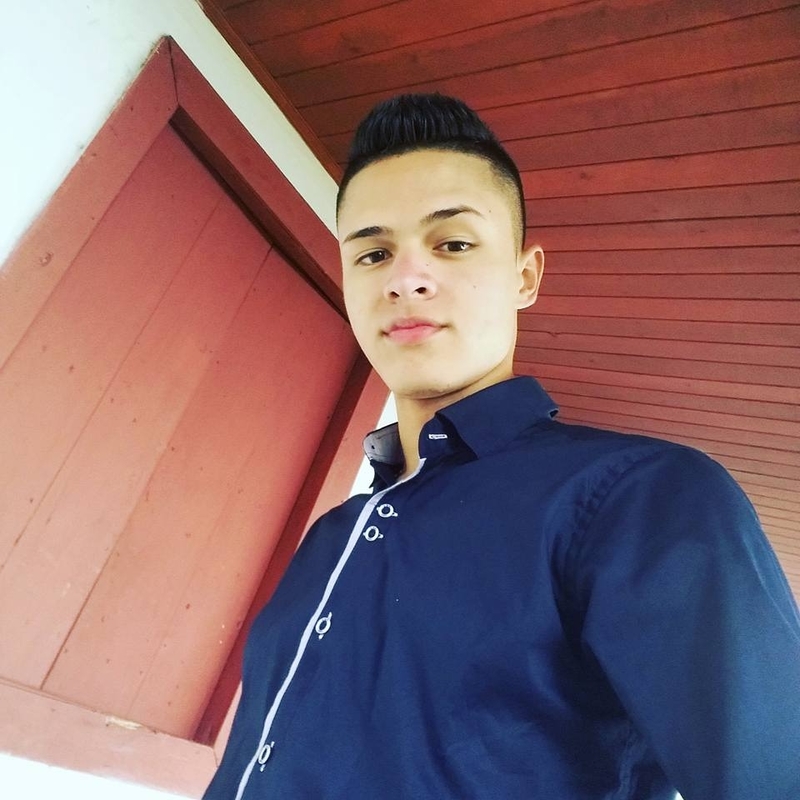 Date this voluptuous Colombia man Daniel from Bogota CO22226