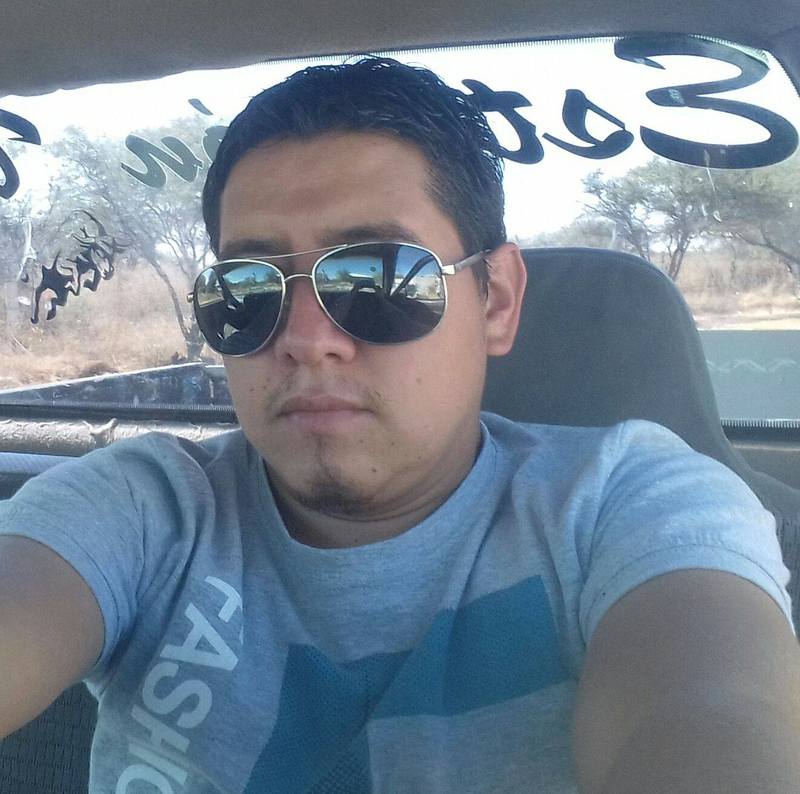 Date this exotic Mexico man CARLOS from Guanajuato MX1514