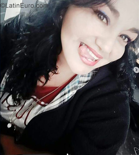 Date this fun Colombia girl Diana from Bogota CO22290