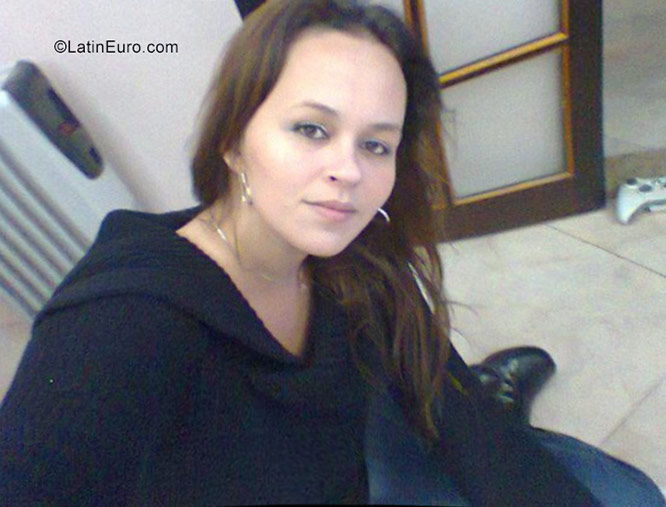 Date this lovely Brazil girl Adriana from Sao Paulo BR10262