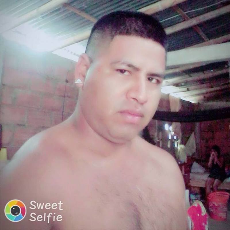 Date this voluptuous Peru man Christhian from Guayaquil PE1123